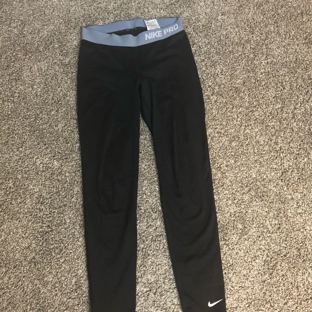 black youth nike leggings